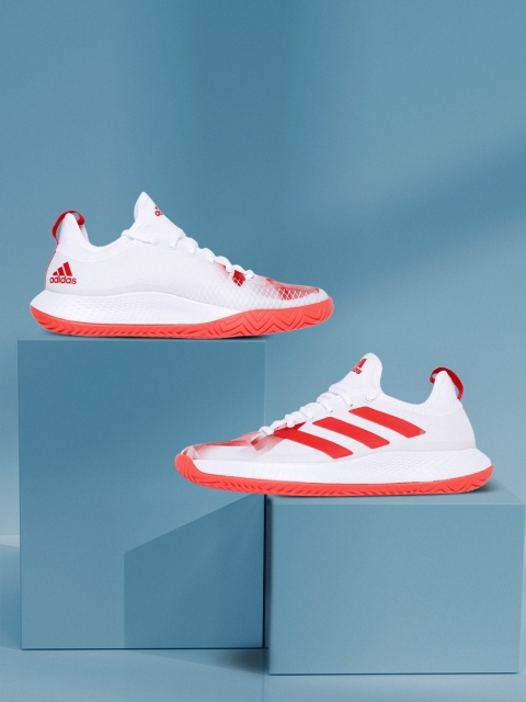 

ADIDAS Women Off- White & Red Woven Design Defiant Generation Sustainable Tennis Shoes