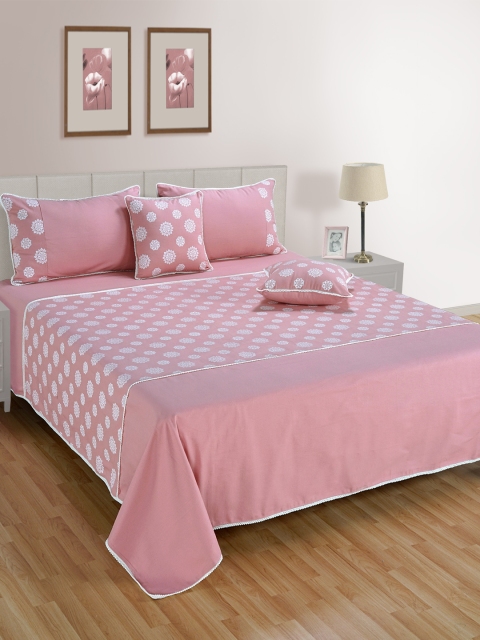 

SWAYAM Set Of 5 Peach-Coloured & White Ethnic Motifs 120TC Pure Cotton Bed Cover With Pillow & Cushion Covers