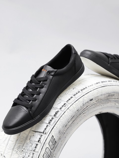 

Mast & Harbour Men Black Sneakers