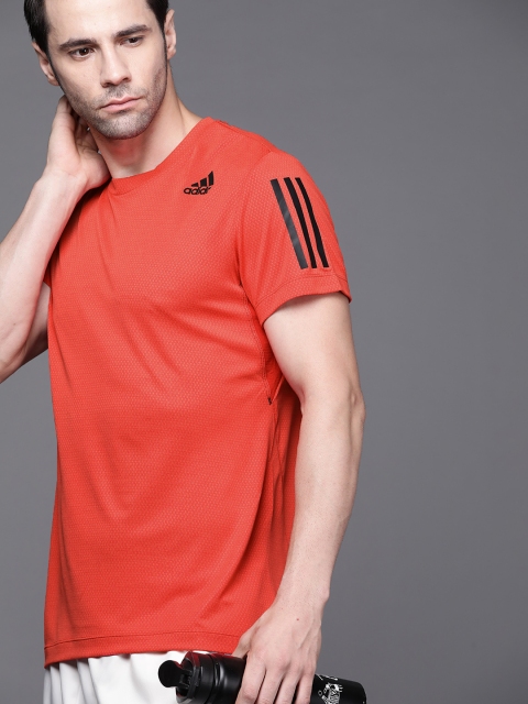 

ADIDAS Men Red Solid Slim Fit Heat.RDY Warrior T-Shirt