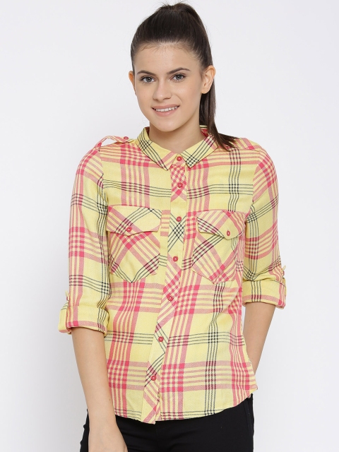 

Vero Moda Women Yellow Regular Fit Checked Casual Shirt