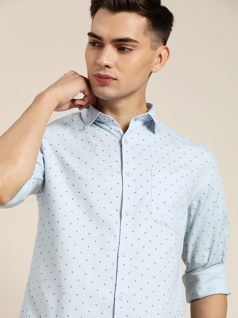

INVICTUS Men Blue Pure Cotton Slim Fit Printed Casual Shirt