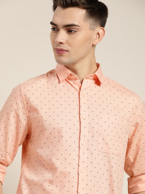 

INVICTUS Men Peach-Coloured Pure Cotton Slim Fit Printed Casual Shirt