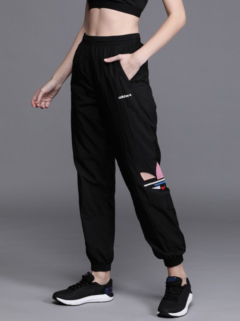

ADIDAS Originals Women Black Adicolor Nylon Primegreen Solid Joggers
