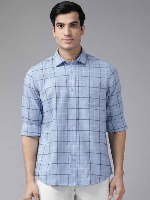 

Blackberrys Men Blue & White India Slim Fit Windowpane Checked Pocket Casual Shirt