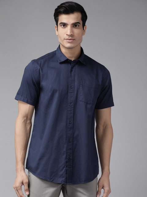 

Blackberrys Men Navy Blue Solid Pure Cotton India Slim Fit Casual Shirt