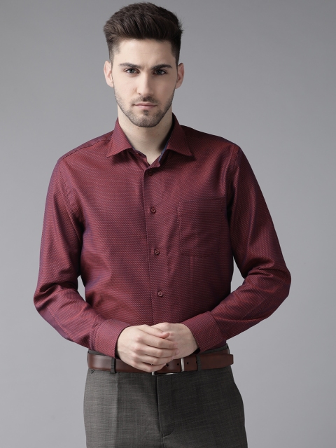 

Blackberrys Men Maroon Self-Design Dual Tone India Slim Fit Opaque Party Shirt