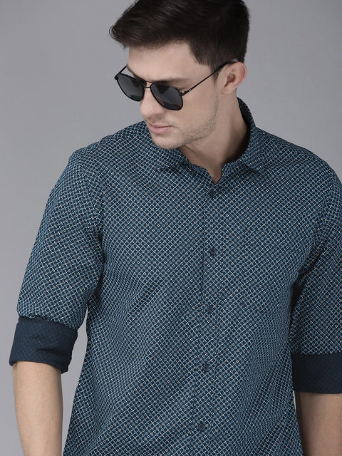 

Blackberrys Men Navy Blue Slim Fit Printed Casual Shirt