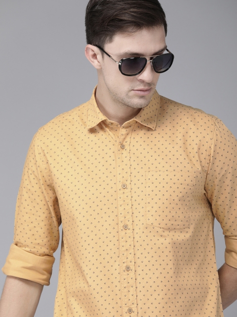

Blackberrys Men Yellow Slim Fit Printed Casual Shirt