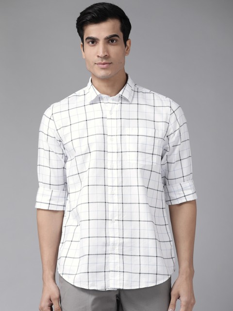 

Blackberrys Men White & Blue India Slim Fit Pure Cotton Checked Casual Shirt