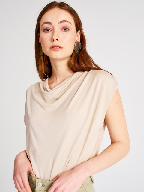 

Trendyol Beige Regular Top