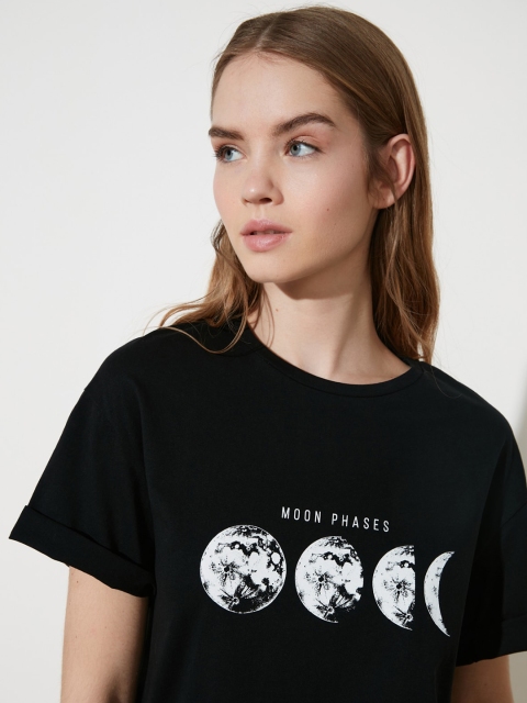 

Trendyol Women Black Grey Graphic Printed Cotton Longline T-shirt