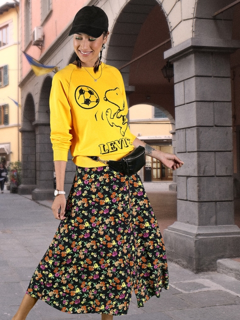 

Trendyol Women Black Pink Floral Print Midi A-Line Skirt with Belt