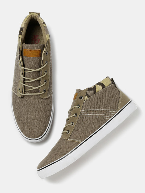 

Roadster Men Brown Sneakers