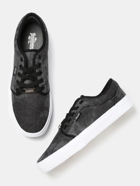 

Roadster Men Charcoal Grey Sneakers