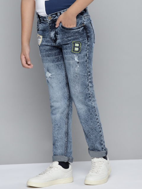 

YK Boys Blue Mildly Distressed Heavy Fade Mid-Rise Washed Stretchable Jeans