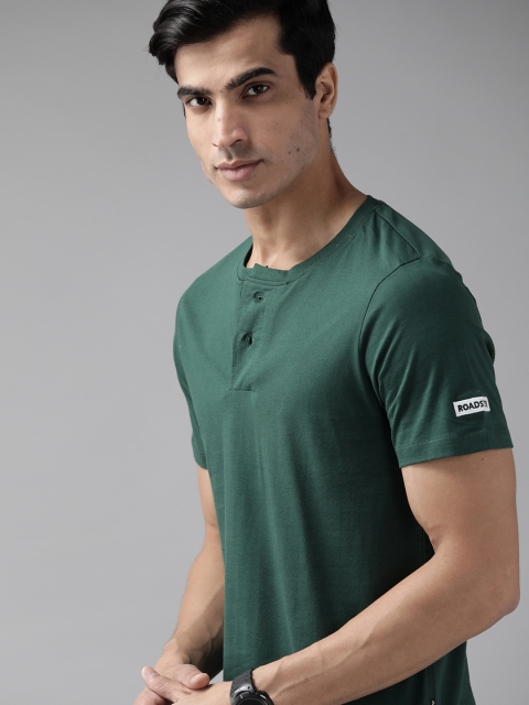 

Roadster Men Green Solid Cotton Henley Neck T-shirt