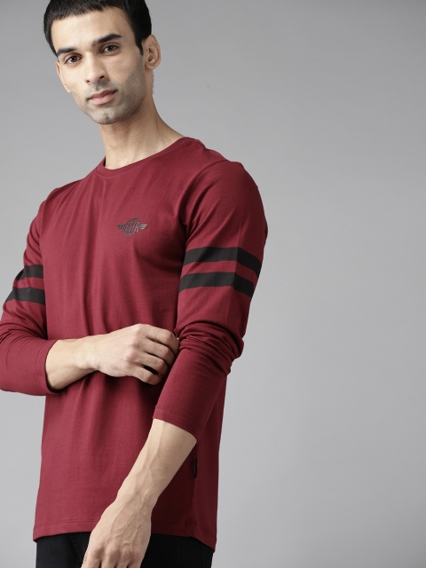 

Roadster Men Maroon Cotton T-shirt