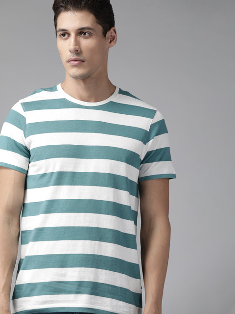 

Roadster Men Blue & White Pure Cotton Striped T-shirt