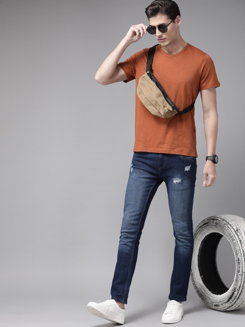 

Roadster Men Rust Orange Solid Pure Cotton T-shirt
