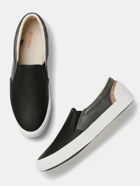 

Mast & Harbour Men Black & Grey Colourblocked Slip On-Sneakers