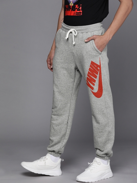 

Nike Men Grey Melange Solid Heritage Liverpool Football Joggers with Brand Logo Print