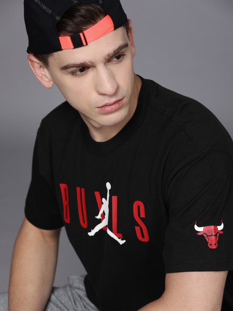 

Nike Men Black Chicago Bulls Printed Loose Fit Basketball Pure Cotton T-shirt