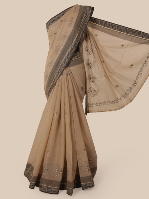 

Pothys Beige & Black Floral Embroidered Chanderi Saree