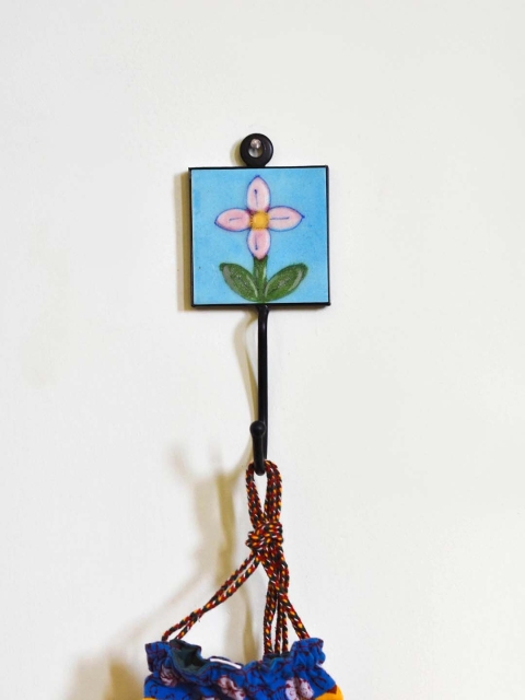 

Neerja Turquoise-Blue & Pink Handmade Pottery Wall Tile Hook