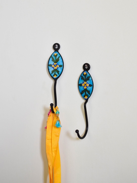 

Neerja Set Of 2 Turquoise Blue & Green Handmade Pottery Oval Wall Hooks
