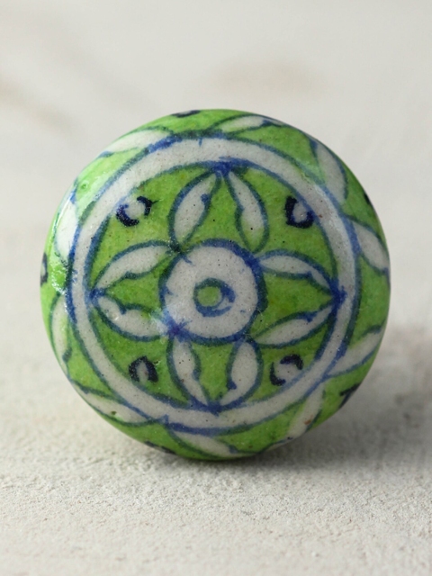 

Neerja Set Of 6 Green & White Pottery Handmade Cabinet Knobs