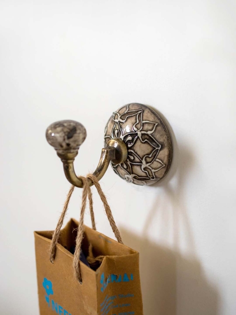 

Neerja Brown Handmade Ceramic Round Wall Hook