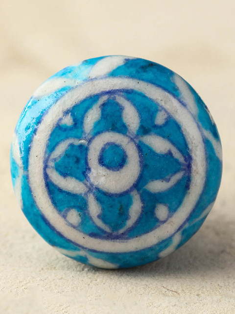 

Neerja Blue & Whit Cabinet Drawer Knob