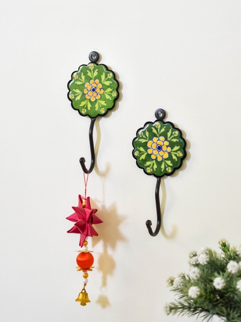

Neerja Set Of 2 Green & Yellow Handmade Pottery Wall Mellon Shape Hooks