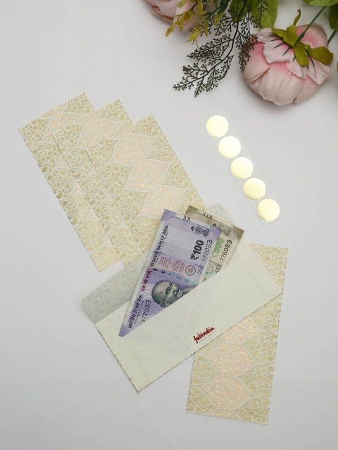 

Fabindia Set Of 5 Cream-Coloured & Gold-Toned Printed Money Envelopes