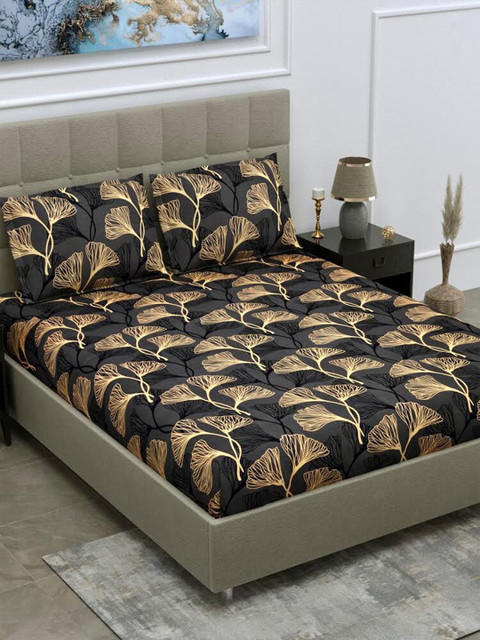 

DREAM WEAVERZ Grey & Beige Floral King Bedsheet with 2 Pillow Covers