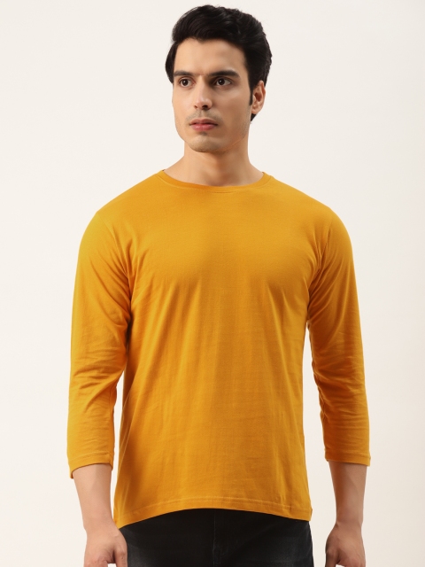 

PRINTOCTOPUS Men Mustard Yellow Solid Pure Cotton T-shirt