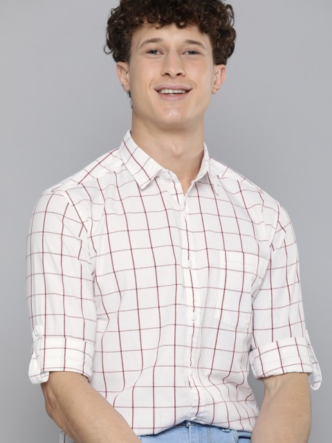 

HERE&NOW Men White & Red Slim Fit Checked Casual Shirt