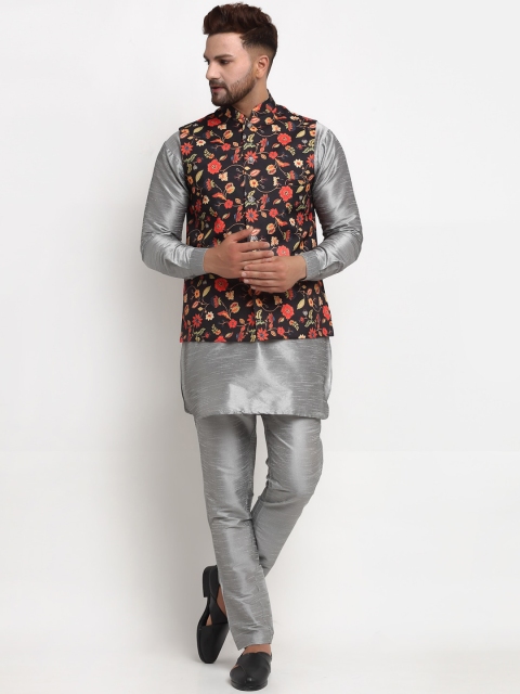 

Benstoke Men Grey Floral Printed Dupion Silk Kurta Pyjama With Nehru Jacket