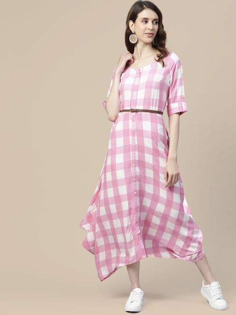 

Sangria Women Pink & Off White Checked Maxi Dress With Belt