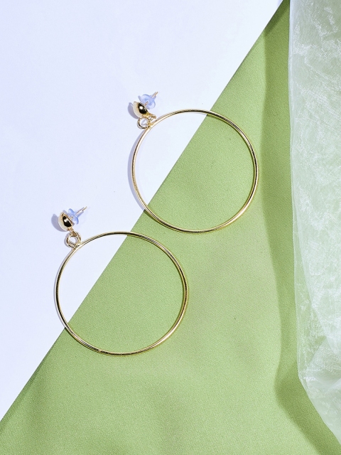 

ZeroKaata Gold-Toned Contemporary Hoop Earrings