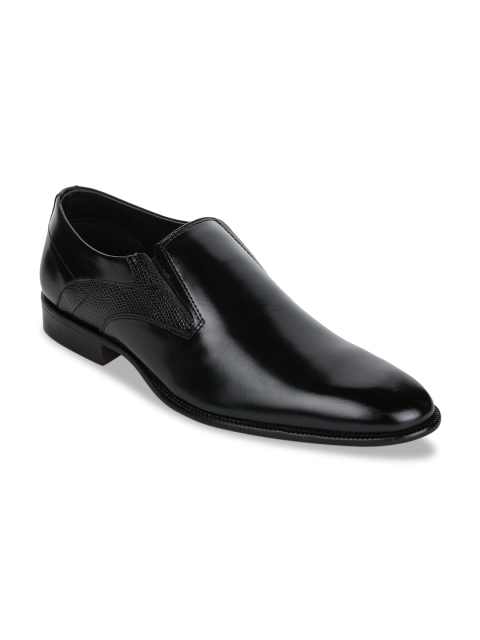 

Liberty Men Black Solid Formal Shoes