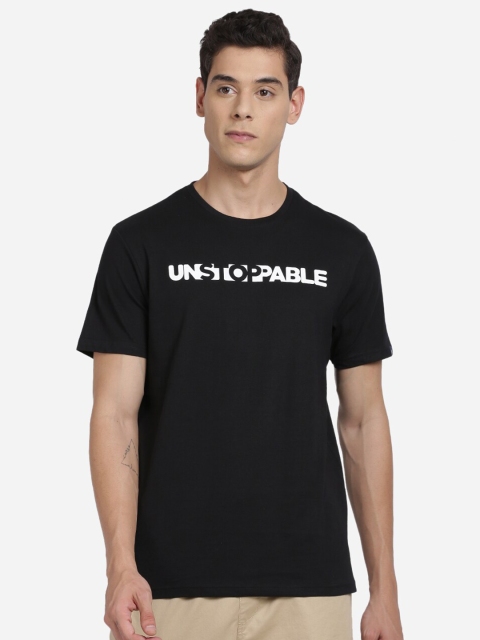 

Breakbounce Men Black & White Typography Printed Slim Fit T-shirt