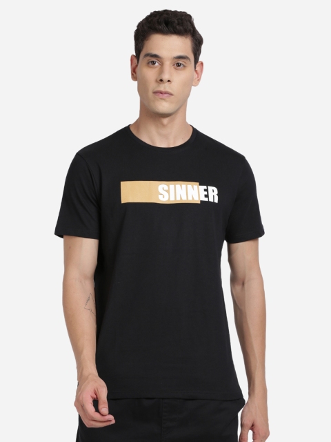 

Breakbounce Men Black Typography Printed Slim Fit T-shirt