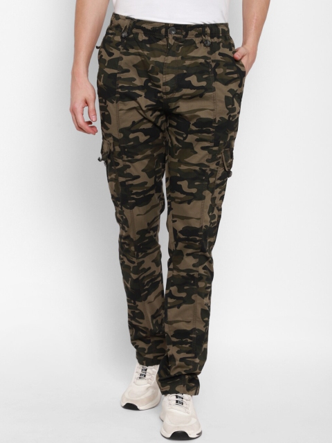 

SAPPER Men Olive Green Camouflage Printed Slim Fit Cargos Trousers