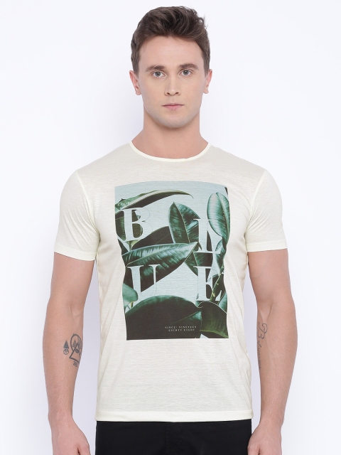 

Voi Jeans Men Off-White Printed T-shirt