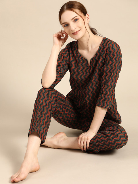 

MABISH by Sonal Jain Women Brown & Green Pure Cotton Chevron Striped Night suit