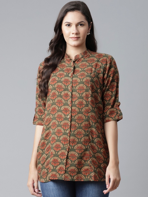 

Divena Women Green & Red Geometric Printed Casual Shirt