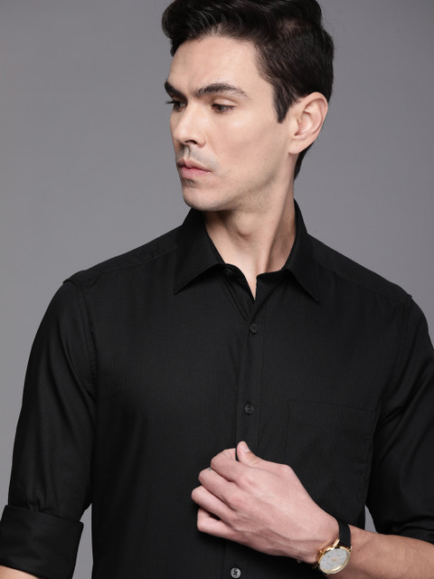 

Louis Philippe Men Black Classic Fit Pure Cotton Semiformal Shirt