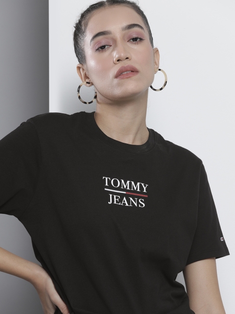 

Tommy Hilfiger Women Black Pure Cotton Printed Pure Cotton T-shirt